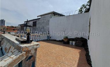 Venta de Casa en Altos de Panama  24-43