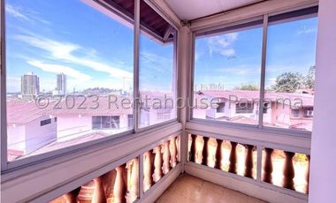 Venta de Casa en Altos de Panama 23-9223