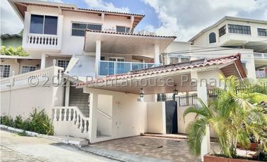 Venta de Casa en Altos de Panama 23-9223