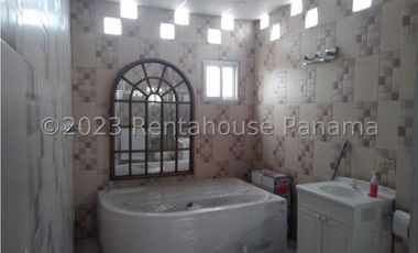 Venta de Casa en Don Bosco 23-9942