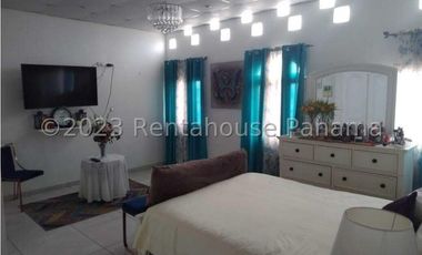 Venta de Casa en Don Bosco 23-9942