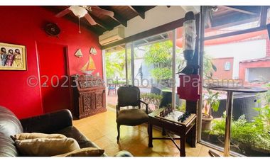 Venta de Casa en Hato Pintado 24-4031