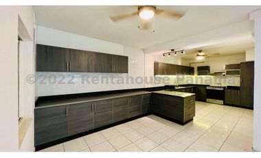 Venta de Casa en Los Rios 24-3265