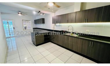 Venta de Casa en Los Rios 24-3265