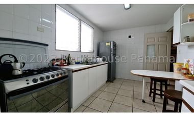 Venta de Casa en Brisas del Golf 24-4233