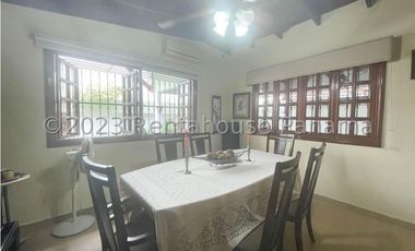 Venta de Casa en Hato Pintado 24-1811