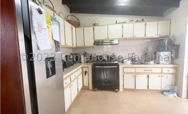 Venta de Casa en Hato Pintado 24-1811