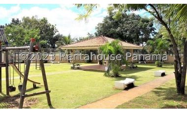 Venta de Casa en Chanis 23-7892