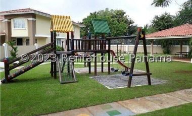 Venta de Casa en Chanis 23-7892