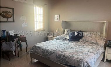 Venta de Casa en Chanis 23-7892