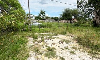 VENDE terreno 20x50 en esquina Barrio Villa del Carmen