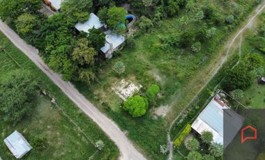 VENDE terreno 20x50 en esquina Barrio Villa del Carmen