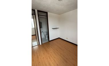ARRIENDO APARTAMENTO EN CUARTO PISO CR ROBLES DEL NORTE