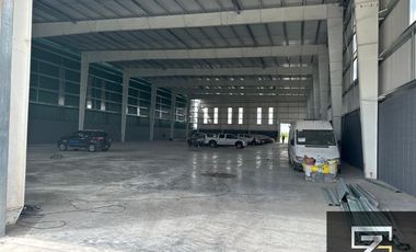 Nave en alquiler ubicada en Polo Industrial Spegazzini