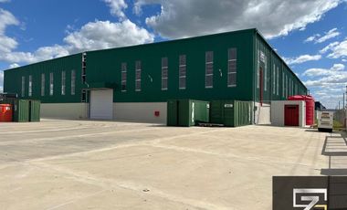 Nave en alquiler ubicada en Polo Industrial Spegazzini