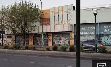 Galpón en venta de 2200m2 ubicado en Temperley