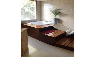 Gran chalet en pinares con depto independiente