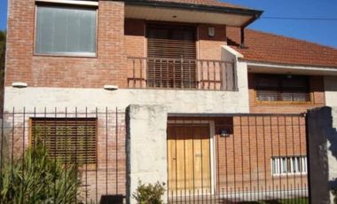 Gran chalet en pinares con depto independiente