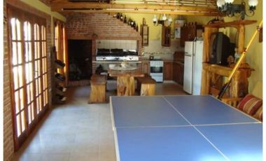 Gran chalet en pinares con depto independiente