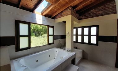 Venta Casa Finca Sabaneta