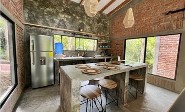 Espectacular Casa con vista en Ayampe