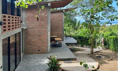 Espectacular Casa con vista en Ayampe