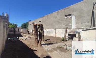 Casa en venta de 4 dormitorios c/ cochera en Punta Alta