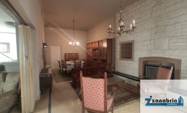 Casa en venta de 4 dormitorios c/ cochera en Punta Alta