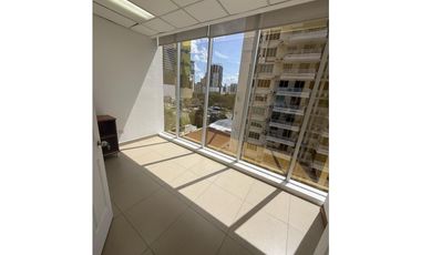ALQUILER OFICINA SEMI-AMOBLADA CALLE 50