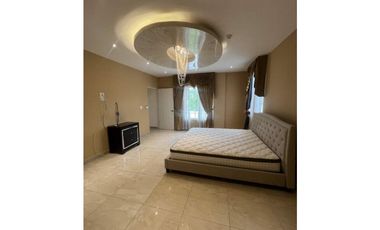 Casa Espectacular en la mejor zona de Panamá, Altos de Golf 
