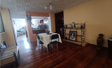DEPARTAMENTO EN VENTA EN EL CENTRO DE CUENCA