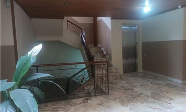 DEPARTAMENTO EN VENTA EN EL CENTRO DE CUENCA