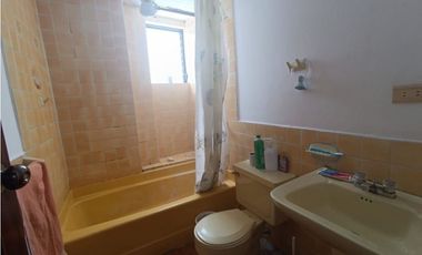 DEPARTAMENTO EN VENTA EN EL CENTRO DE CUENCA