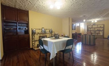 DEPARTAMENTO EN VENTA EN EL CENTRO DE CUENCA
