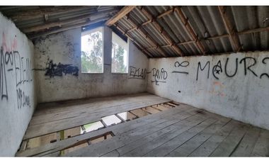 CASA POR TERMINAR CON TERRENO SECTOR MIRAFLORES-SININCAY