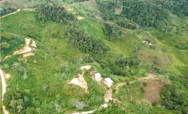 Finca de 3.2 hectáreas con casas y bosque – San Roque, Antioquia