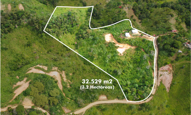 Finca de 3.2 hectáreas con casas y bosque – San Roque, Antioquia
