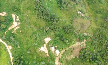 Finca de 3.2 hectáreas con casas y bosque – San Roque, Antioquia