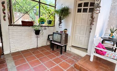 VENDE casa 9x19 Barrio Mariano Moreno