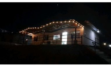 Alquilo acogedor apartamento tipo duplex en Alto Boquete