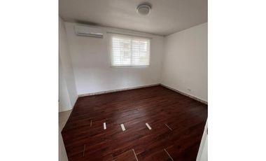 ALQUILO LOCAL EN EL CANGREJO