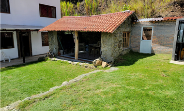 🌳 Venta de Quinta en Paute, Frente al Parque Lineal 🌳