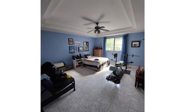 Se Vende Casa en Villa De Las Fuentes