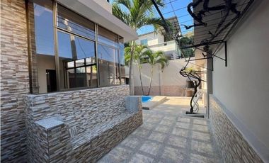 Casa independiente en zona norte de manta