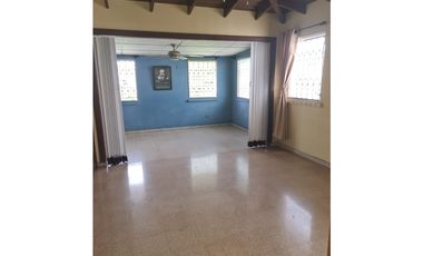 VENTA CASA LA ALAMEDA