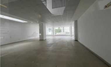 Local en Venta Excelente Zona Comercial y Ejecutiva en Manta