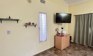 Casa en venta de 3 dormitorios c/ cochera en Otros Barrios