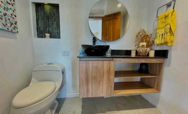 APARTAMENTO EN LA INFERIOR CON ESPACIOS UNICOS