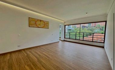 APARTAMENTO EN LA INFERIOR CON ESPACIOS UNICOS