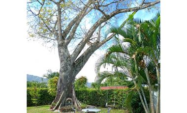 CASA EN SAN JERONIMO UN SOLO NIVEL